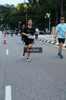 Runner Photo 4296372