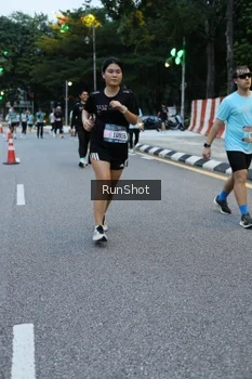 Runner Photo 4296374
