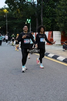 Runner Photo 4296394