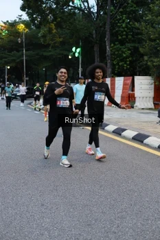 Runner Photo 4296395