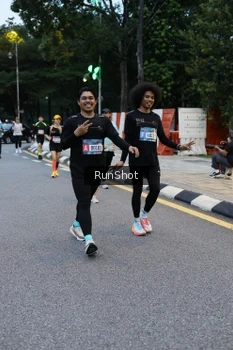 Runner Photo 4296397