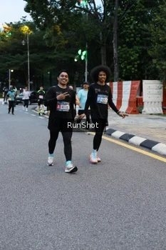 Runner Photo 4296398