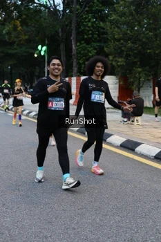 Runner Photo 4296405