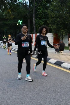 Runner Photo 4296406