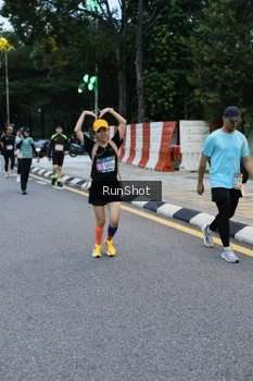 Runner Photo 4296419