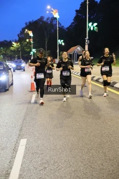 Runner Photo 4296437