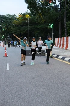 Runner Photo 4296441