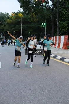 Runner Photo 4296451