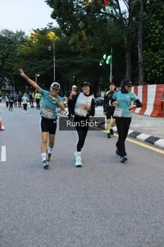 Runner Photo 4296454