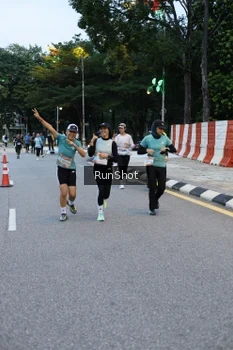 Runner Photo 4296457