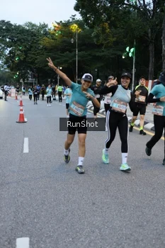 Runner Photo 4296461