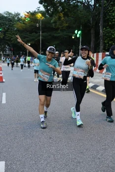 Runner Photo 4296473