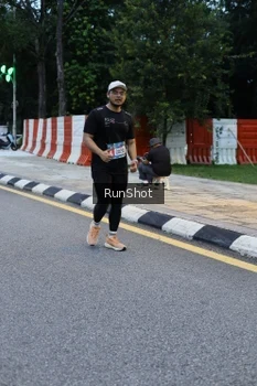 Runner Photo 4296479