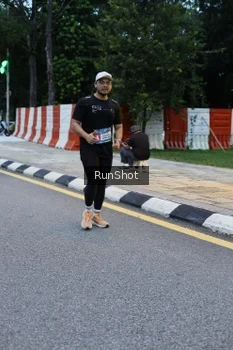 Runner Photo 4296481