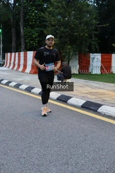 Runner Photo 4296485