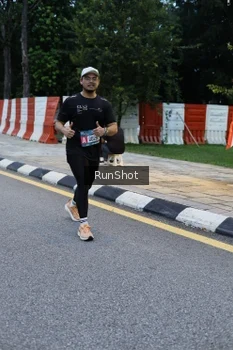 Runner Photo 4296487