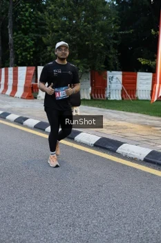 Runner Photo 4296490