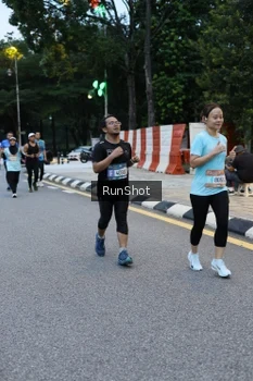 Runner Photo 4296501