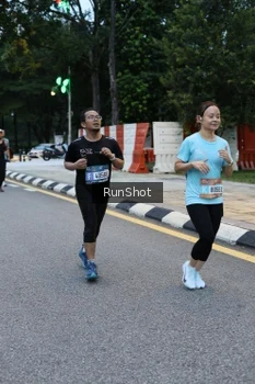Runner Photo 4296505