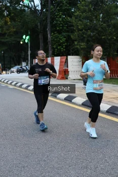 Runner Photo 4296506