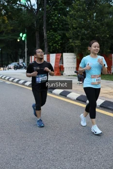 Runner Photo 4296508