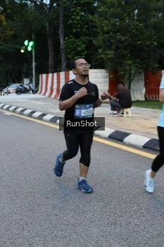 Runner Photo 4296510