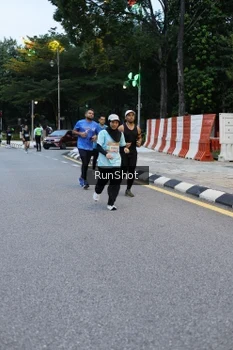 Runner Photo 4296512
