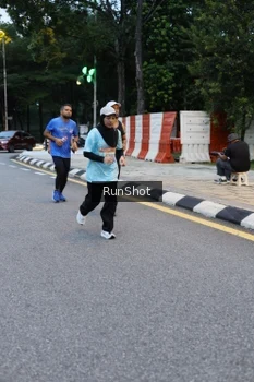 Runner Photo 4296520