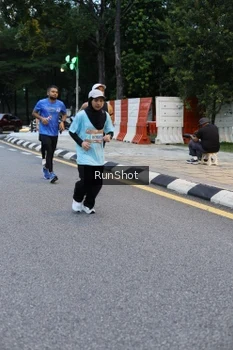 Runner Photo 4296523