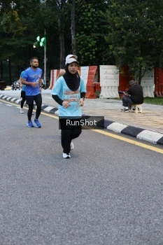 Runner Photo 4296525