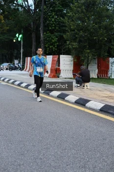Runner Photo 4296547