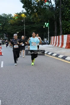 Runner Photo 4296564