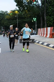 Runner Photo 4296565