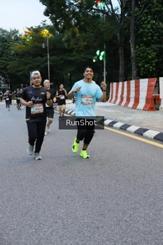 Runner Photo 4296572