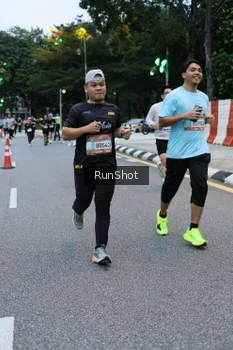 Runner Photo 4296577