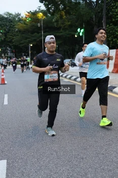 Runner Photo 4296584