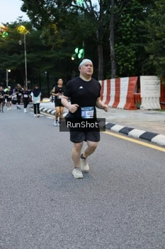 Runner Photo 4296587