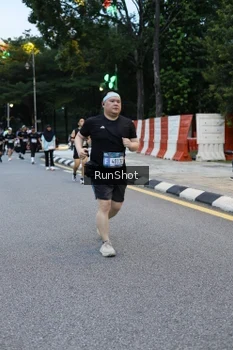 Runner Photo 4296589