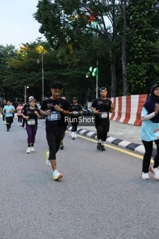 Runner Photo 4296620