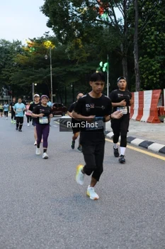 Runner Photo 4296625