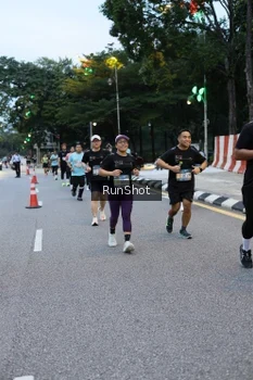 Runner Photo 4296626