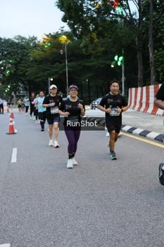 Runner Photo 4296628