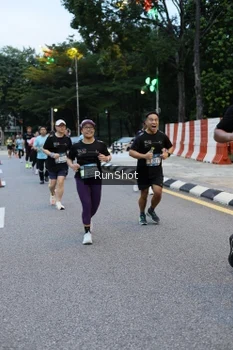Runner Photo 4296631