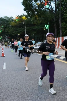 Runner Photo 4296644