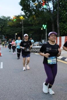 Runner Photo 4296645