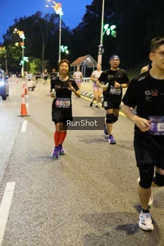 Runner Photo 4296650