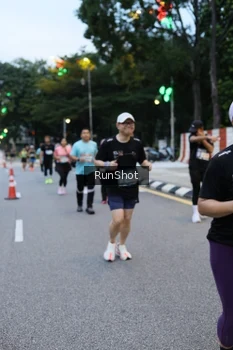 Runner Photo 4296651