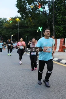 Runner Photo 4296659