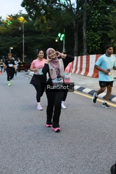 Runner Photo 4296667