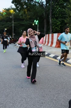 Runner Photo 4296669